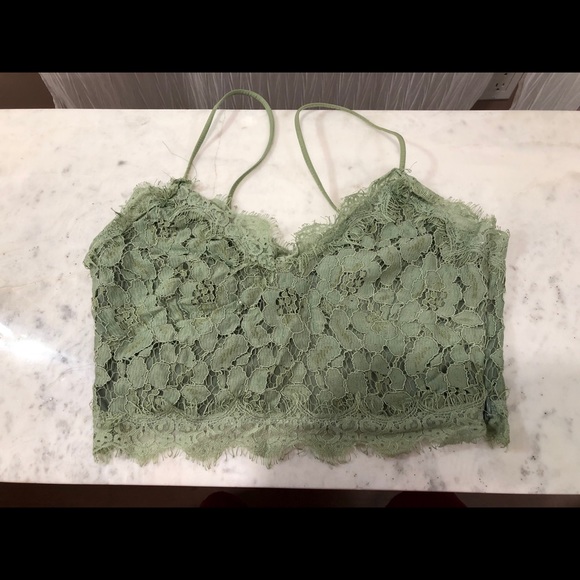 Tops - Lace Crop Top 🔥